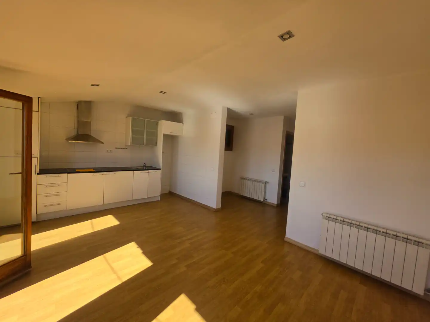 Kitchen of Flat for sale in Manlleu, Barcelona