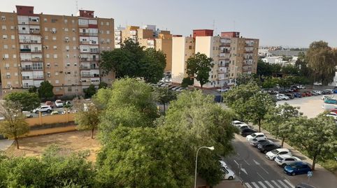 Foto 4 von Wohnung zum Verkauf in Calle Amor, Sta. Aurelia - Cantábrico - Atlàntico - La Romería, Sevilla Capital