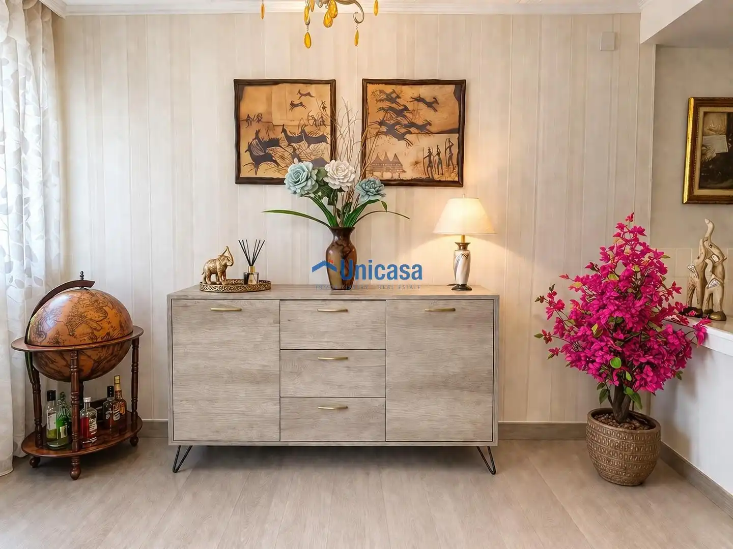 Living room of Detached homes for sale in Málaga  with Air Conditioner, Heating and Storage room