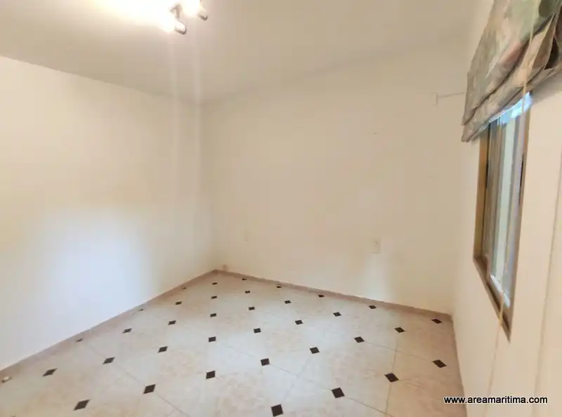 Houses for rent in Calle Murcia, Serra