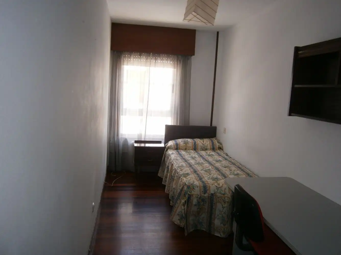 Habitación de Apartamento de alquiler en Santiago de Compostela  con Calefacción y Amueblado