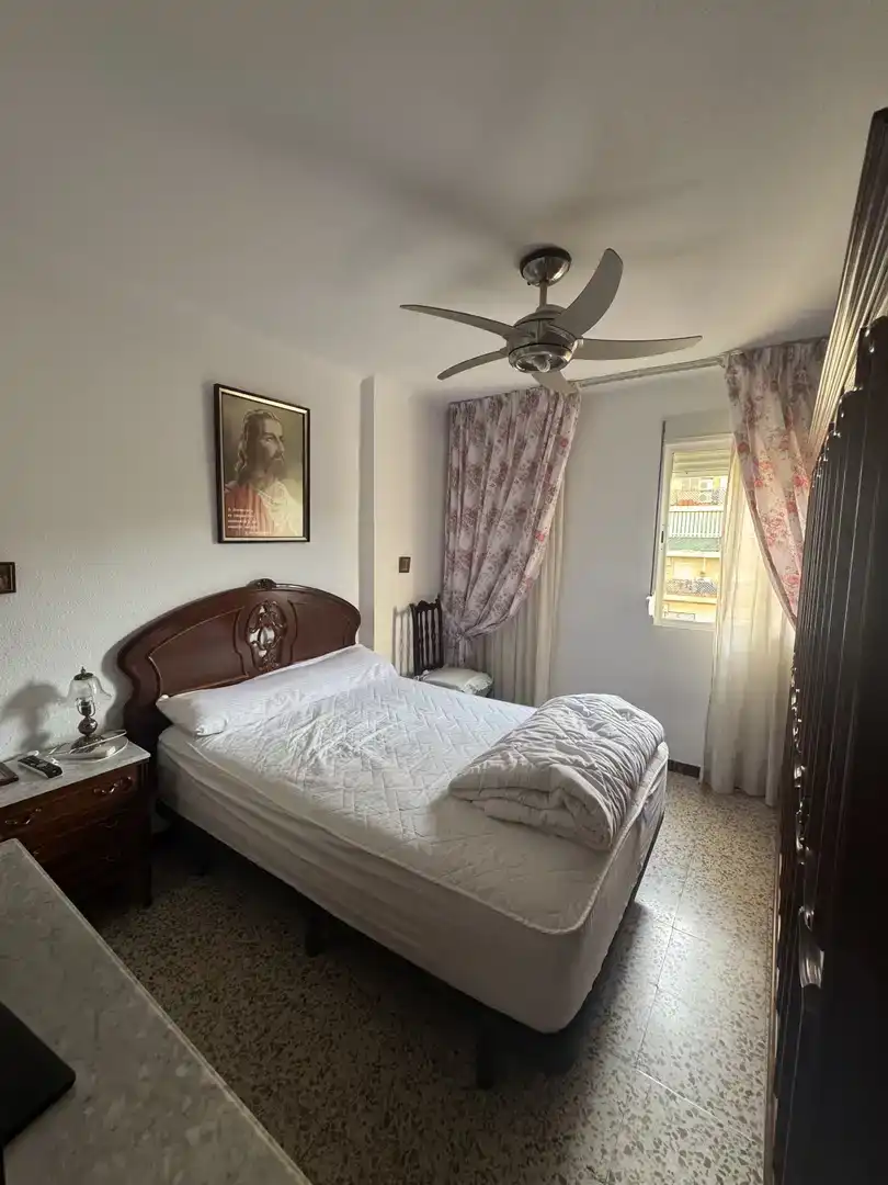 Habitación de Piso en venta en Teatinos - Universidad