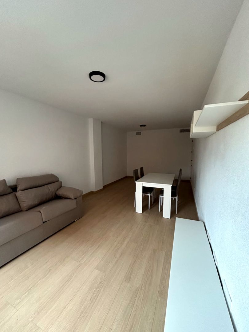 Pis de lloguer en Camarena amb Aire condicionat, Moblat i Forn