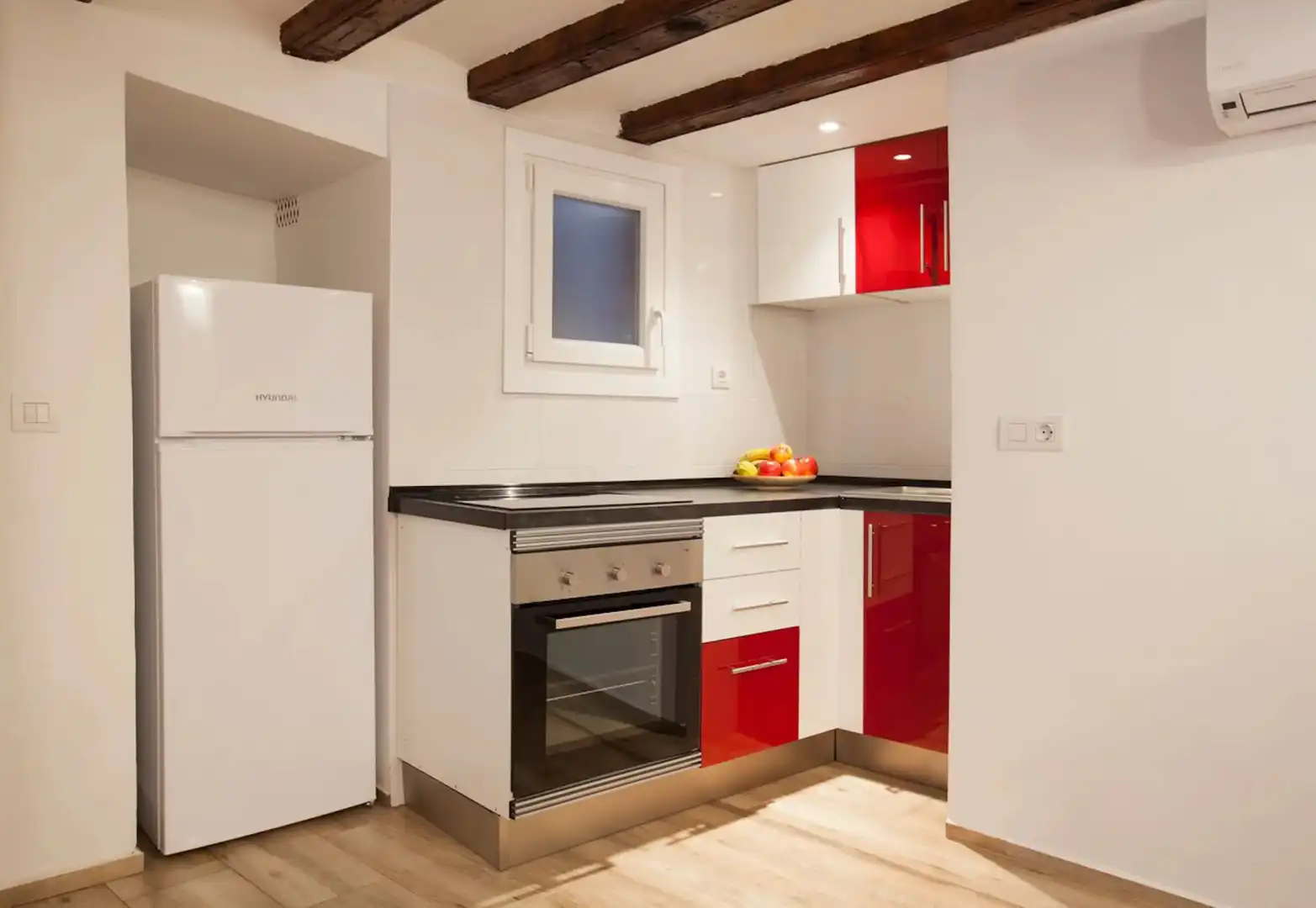 Cocina de Piso de alquiler en Ciutat Vella