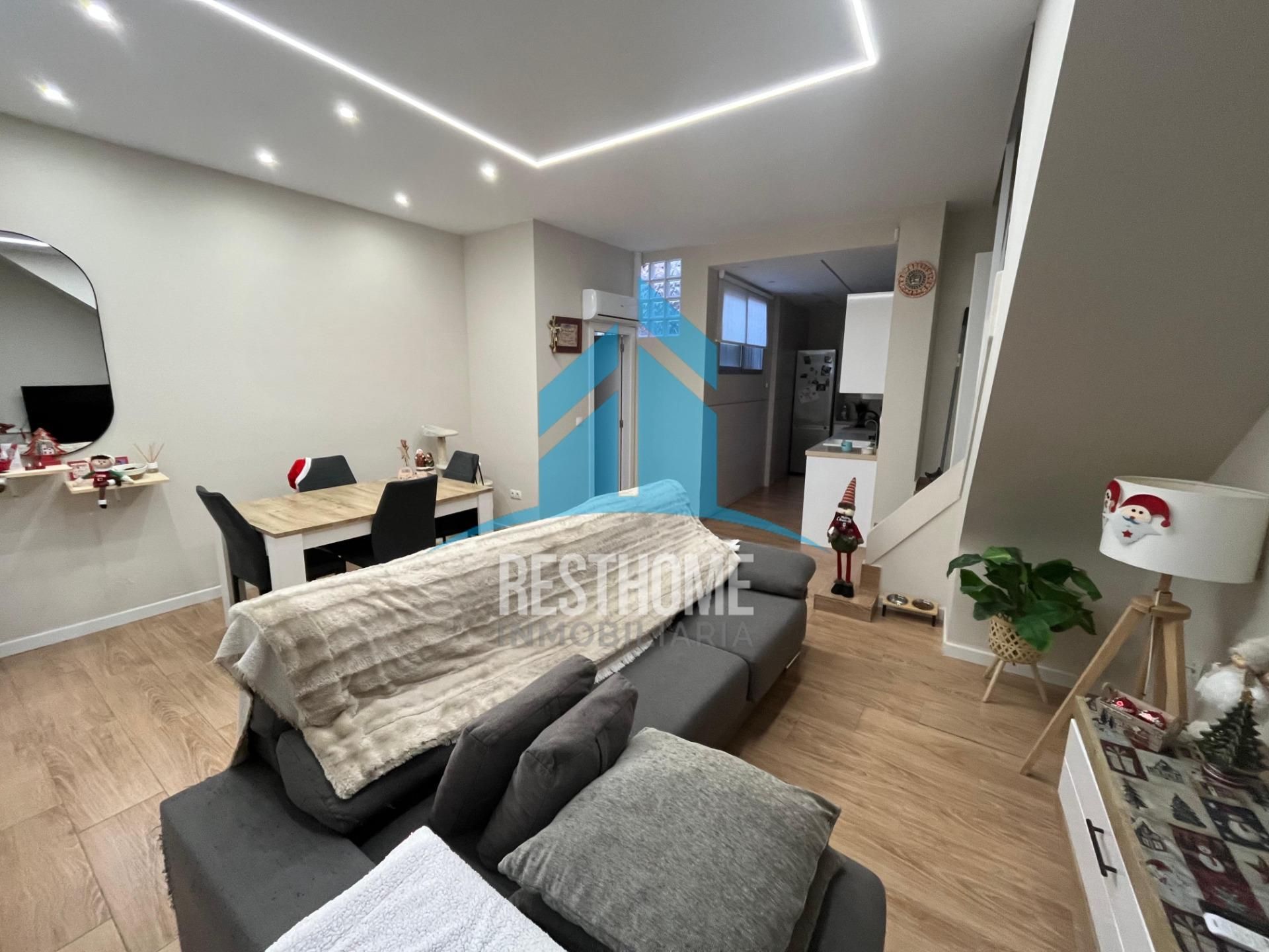 Living room of House or chalet for sale in Cullera  with Air Conditioner, Terrace and Balcony