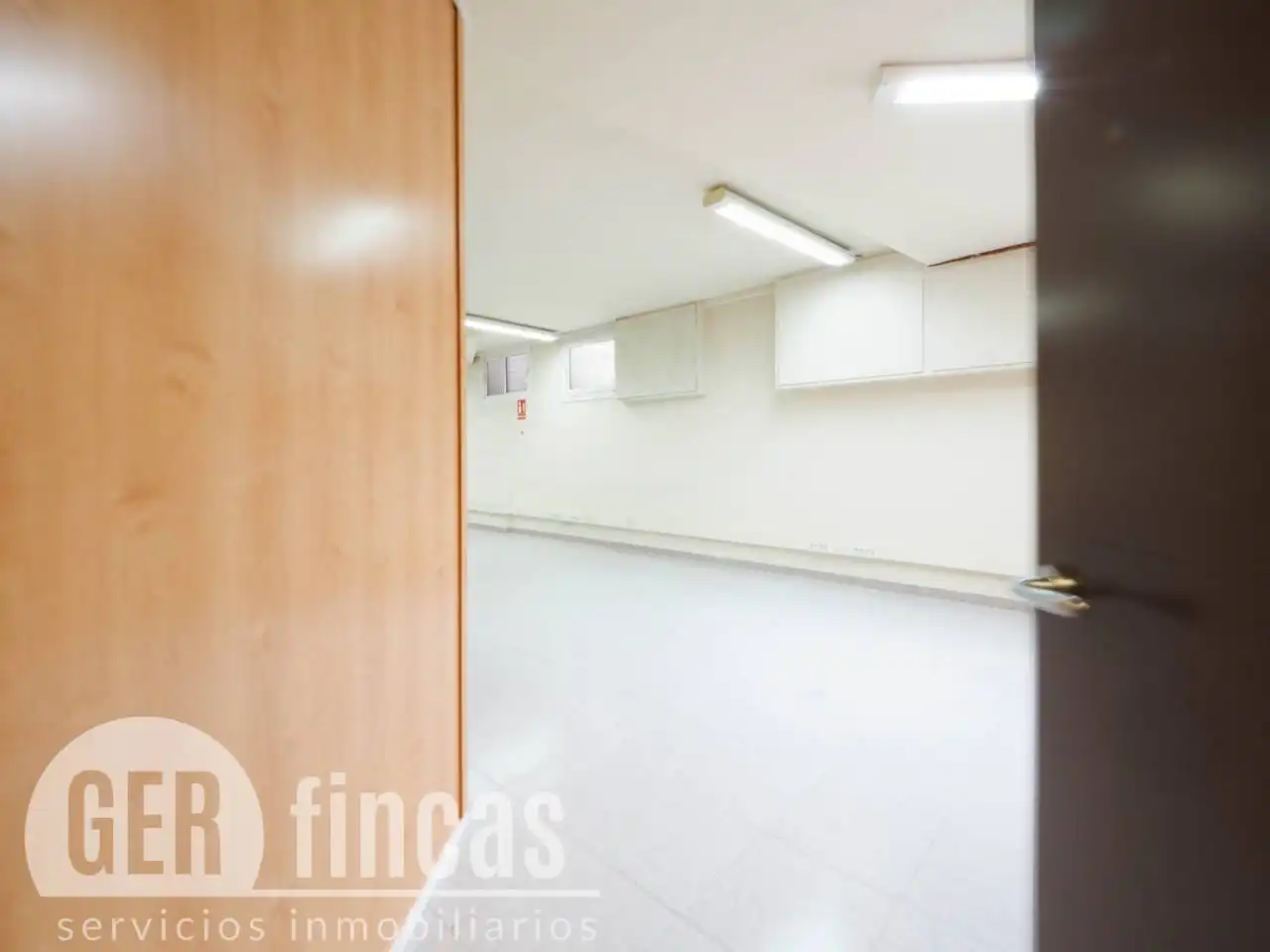 Oficina de lloguer a Calle Cervantes, imagen 18