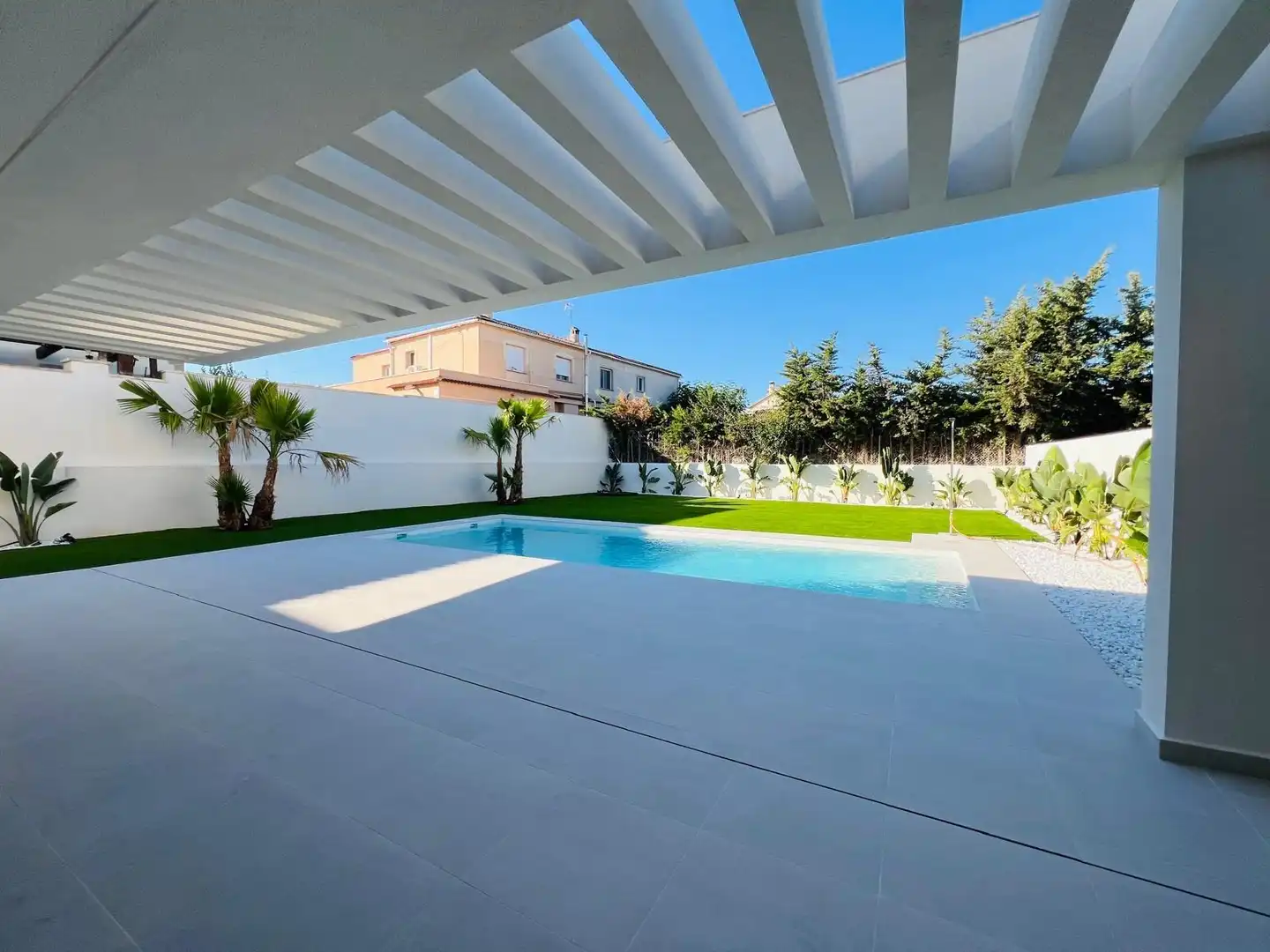 Piscina de Casa o xalet en venda en Torrevieja amb Aire condicionat, Calefacció i Jardí privat