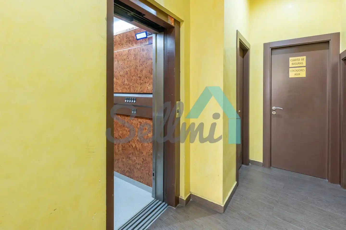 Piso de alquiler en Galiana, Centro