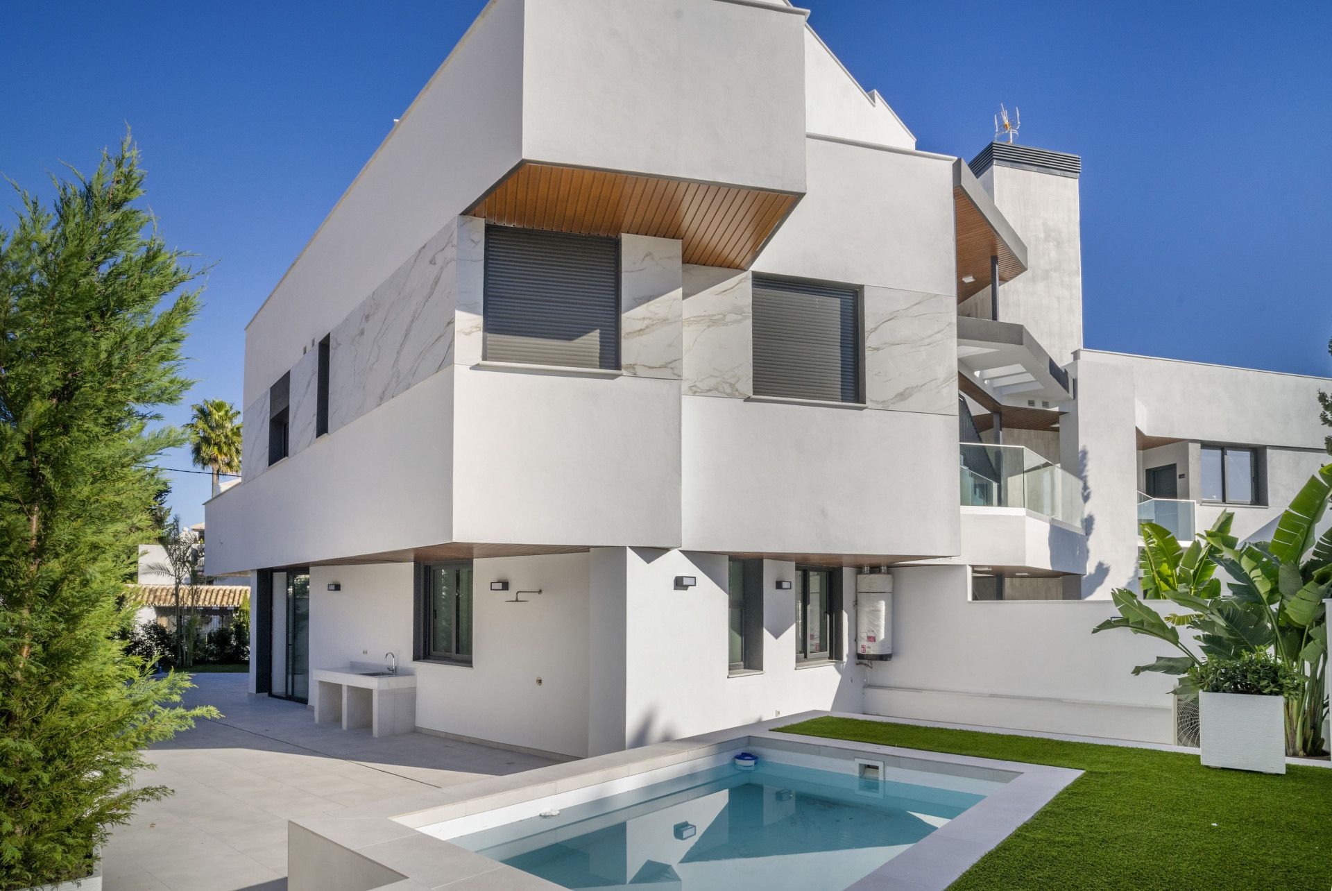 Piscina de Apartament en venda en Torremolinos amb Aire condicionat, Terrassa i Piscina