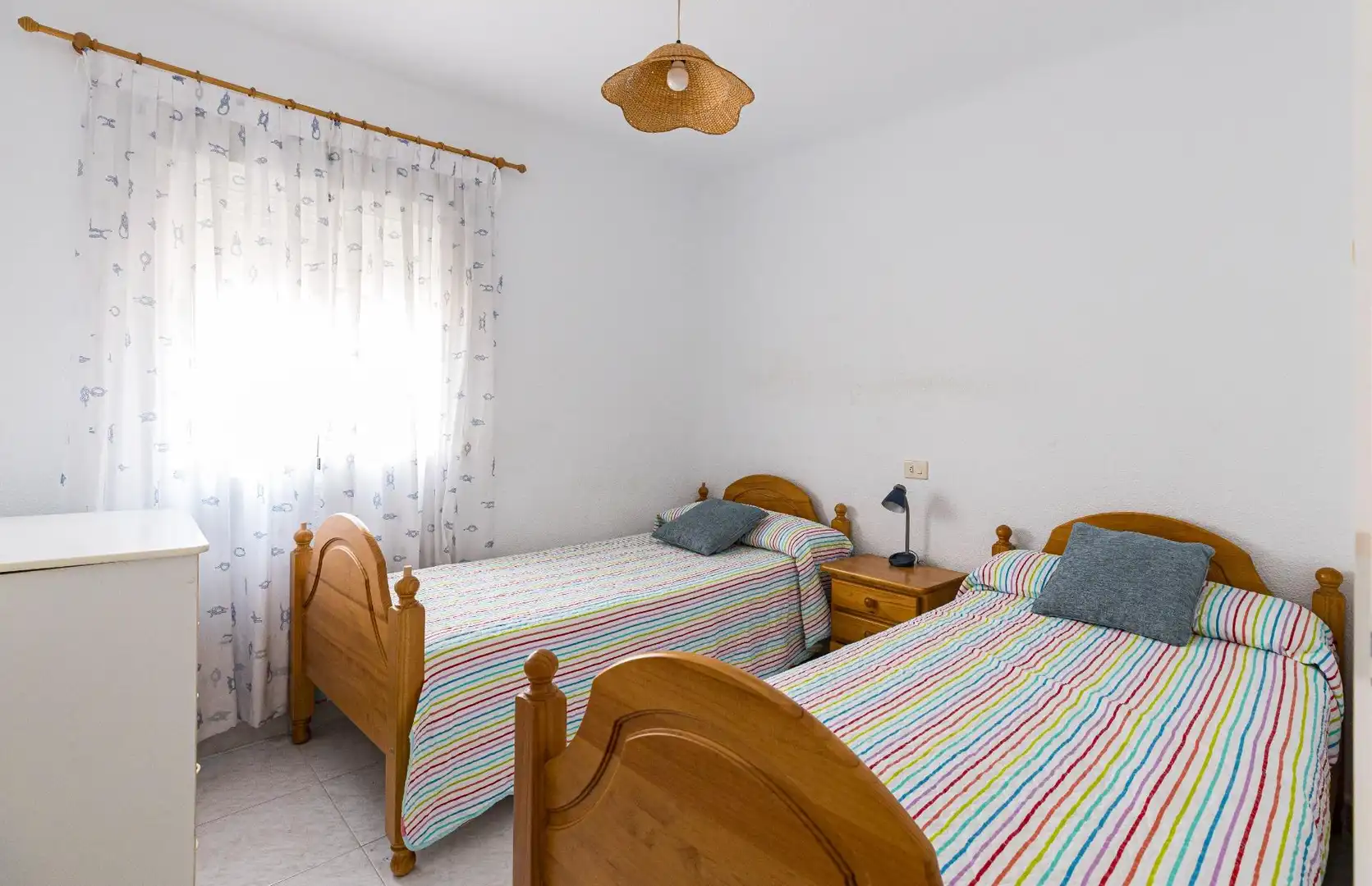 Habitación de Piso en venta en Pilar de la Horadada con Aire acondicionado, Terraza y Amueblado