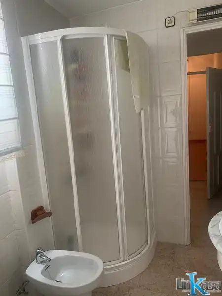 Bany de Casa o xalet en venda en Linares amb Terrassa i Balcó