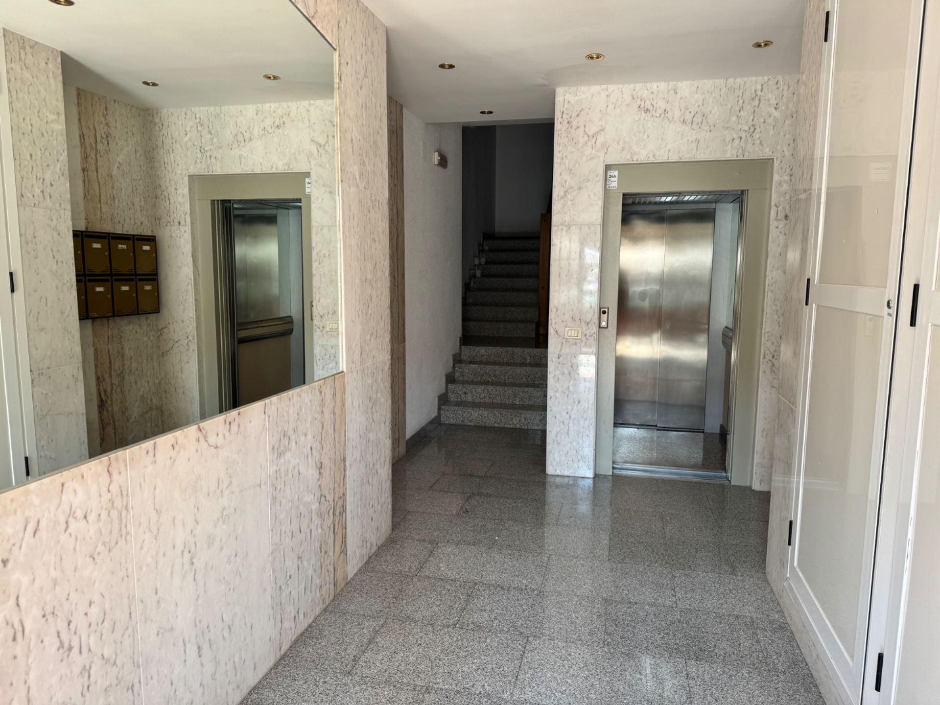 Flat for rent in Castellón de la Plana / Castelló de la Plana  with Parquet flooring, Terrace and Furnished