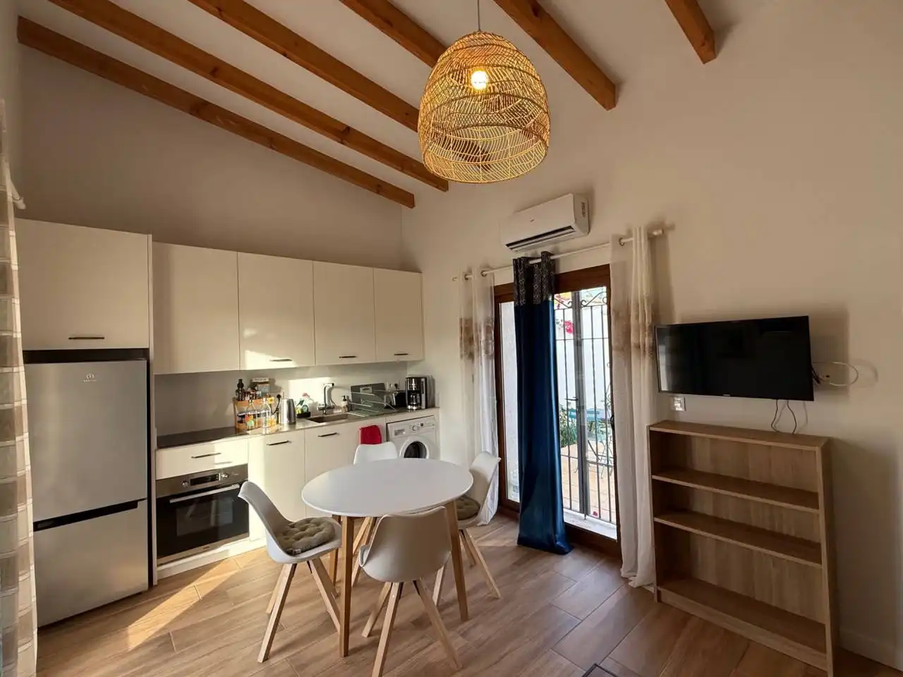 Cocina de Casa adosada de alquiler en Elche / Elx con Aire acondicionado, Terraza y Amueblado