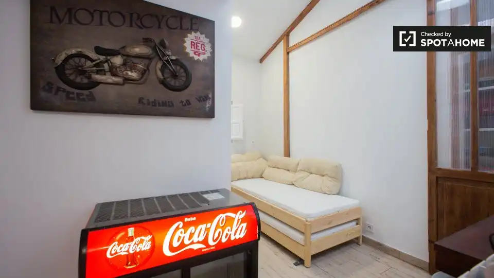 Room in El Cabanyal - El Canyamelar