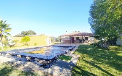 Piscina de Finca rústica en venda en Mérida amb Aire condicionat, Jardí privat i Piscina