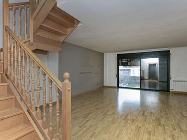 Villa avec balcon à vendre à Calle SALZES