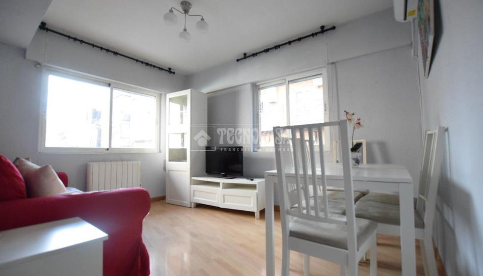 Foto 1 de Piso en venta en Lucero, Madrid