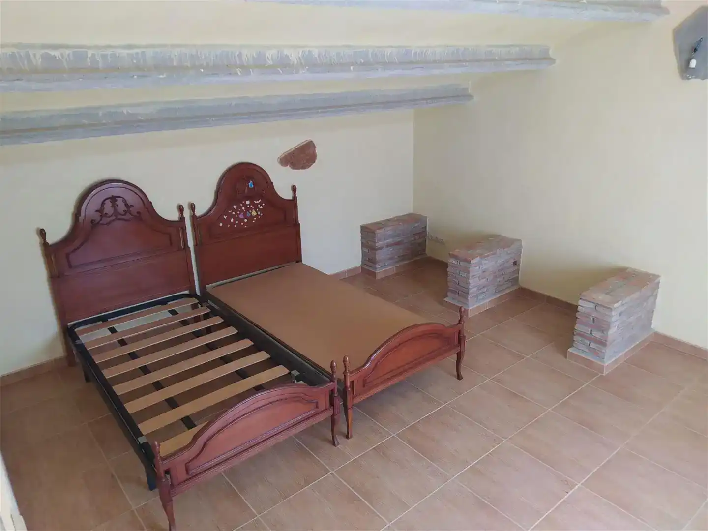 Dormitori de Casa adosada en venda en Deltebre amb Aire condicionat i Balcó