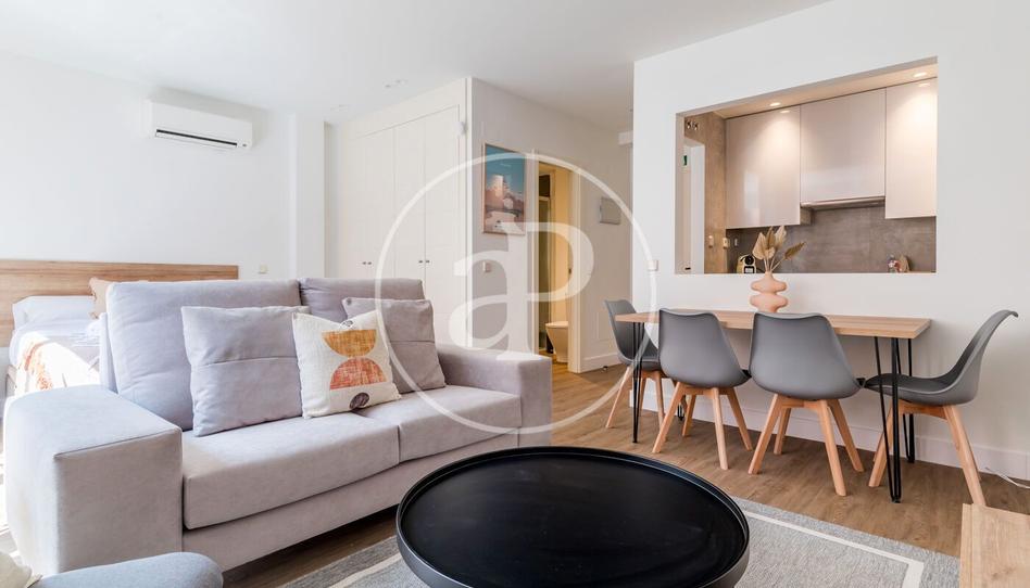 Photo 1 of Flat to rent in Calle de Matilde Landa, Almenara -Ventilla, Madrid