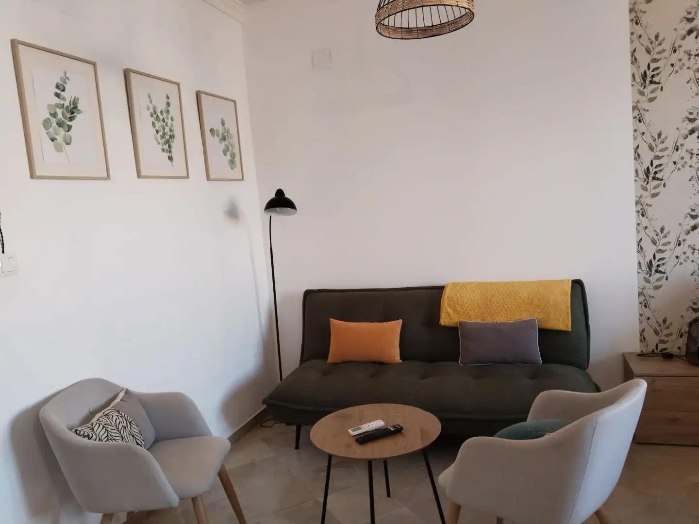 Wohnzimmer von Wohnung zur Miete in  Granada Capital mit Klimaanlage