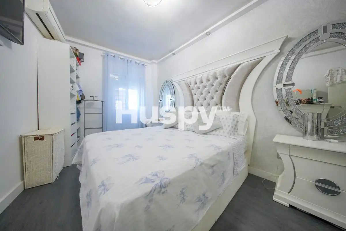 Habitación de Piso en venta en Madrid con Aire acondicionado y Calefacción