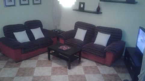Foto 5 de Piso en venta en Avenida de Jaén, 18, Valdepeñas de Jaén, Jaén