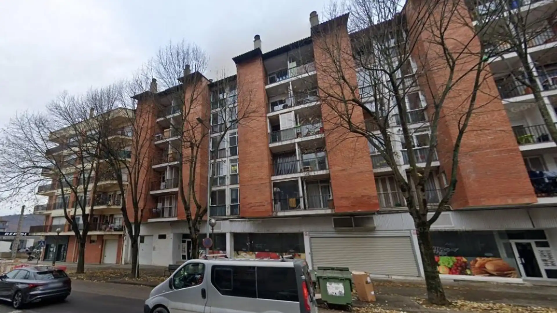 Vista exterior de Pis en venda en Olot amb Terrassa