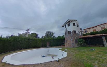 Jardí de Casa o xalet en venda en El Vendrell amb Terrassa, Piscina i Balcó