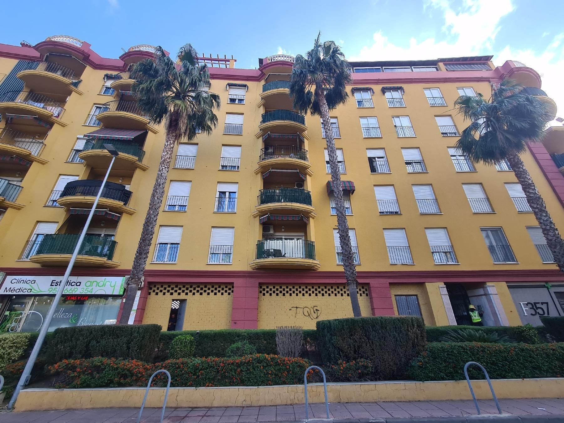 Vista exterior de Local en venda en Algeciras