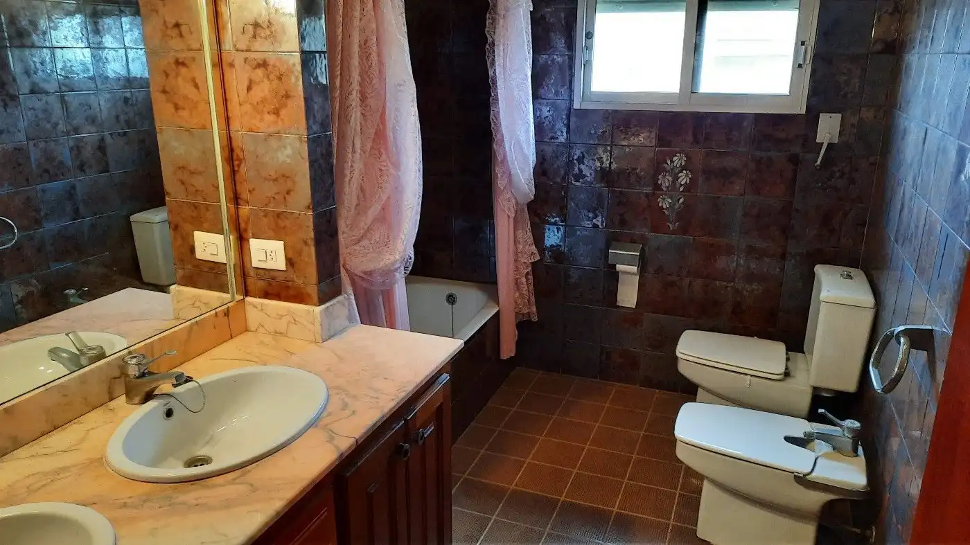 Bany de Casa o xalet en venda en Vinaròs amb Calefacció, Jardí privat i Terrassa