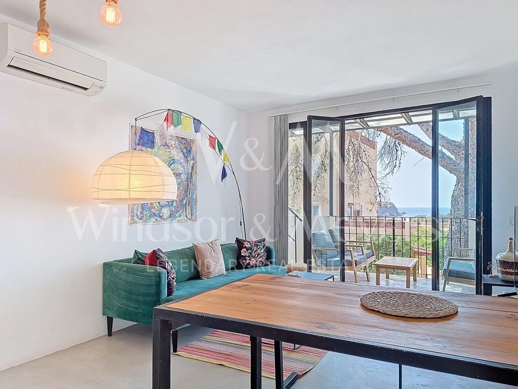 Living room of Apartment for sale in Sant Josep de sa Talaia  with Air Conditioner, Terrace and Furnished