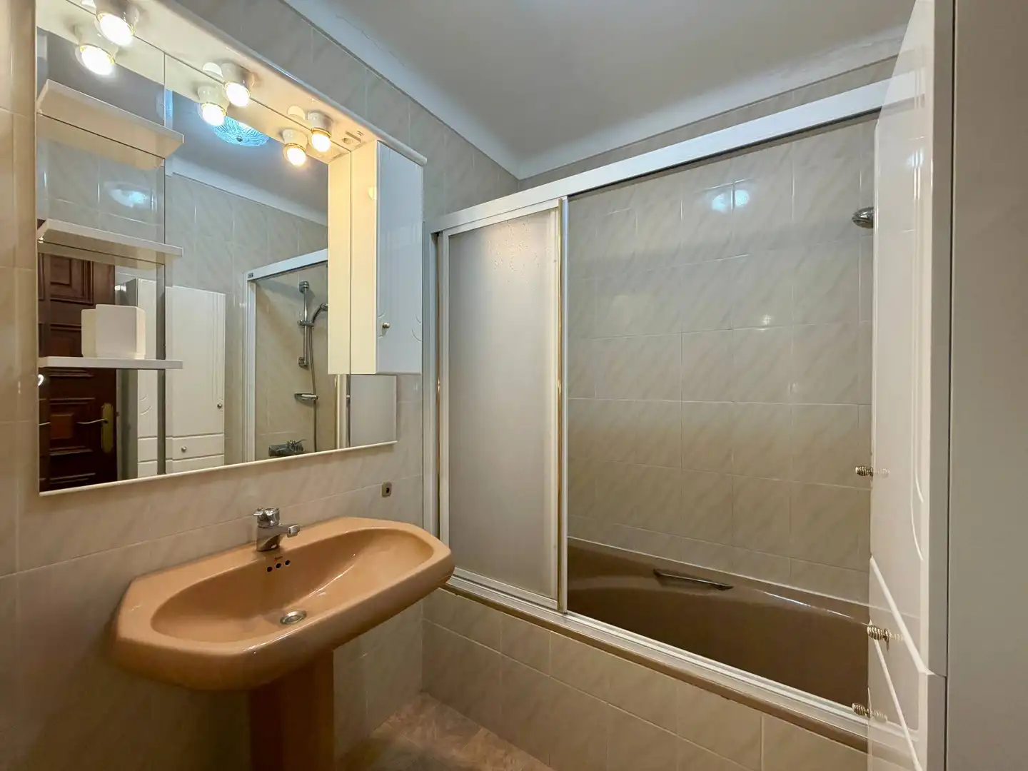 Appartamento con terrazza in vendita a Carretera DE CANYELLES, imagen 9