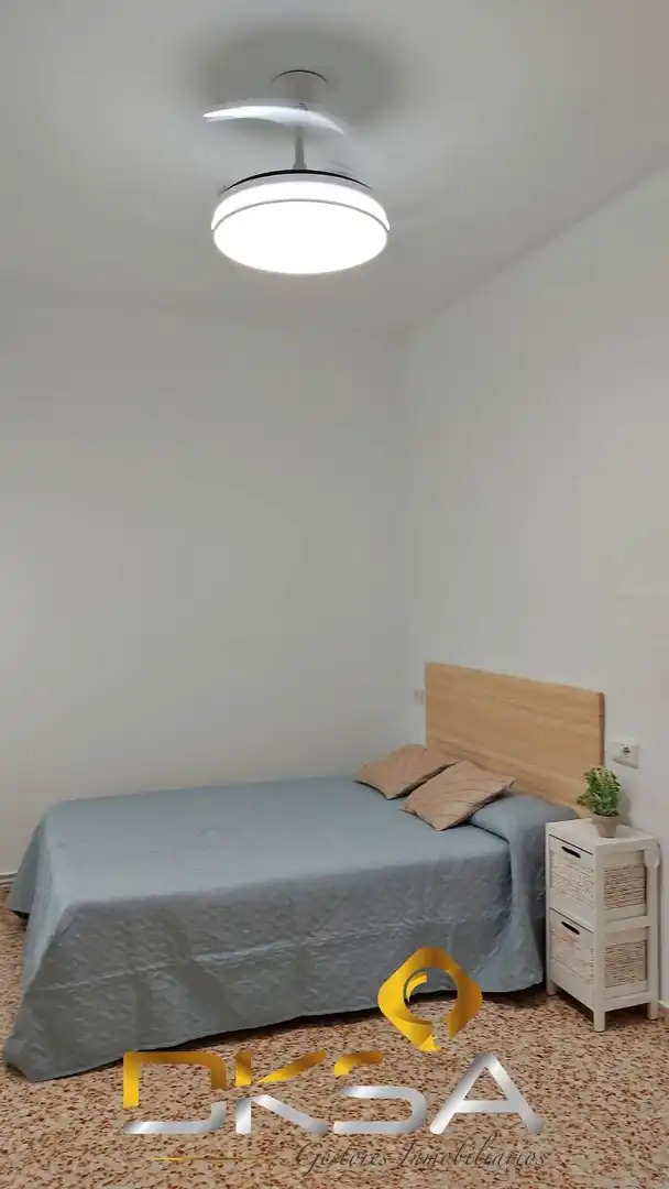 Dormitori de Pis en venda en Vila-real amb Calefacció, Traster i Moblat