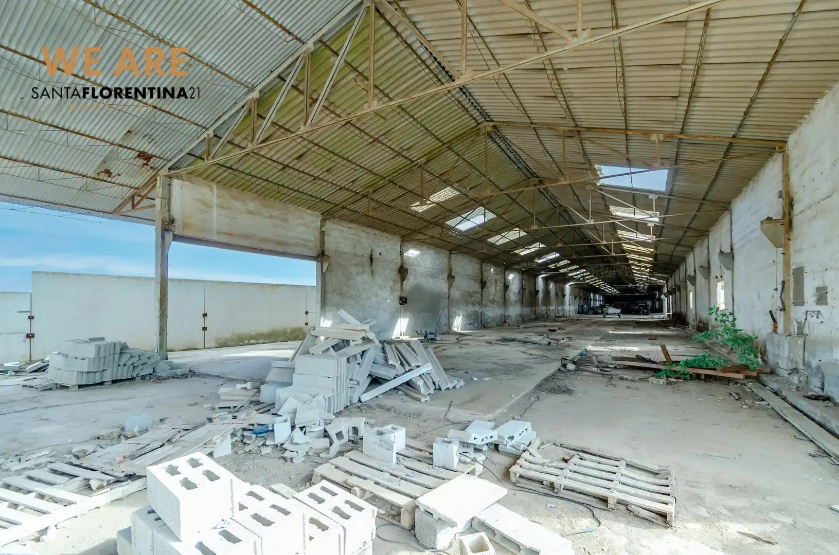 Vista exterior de Nau industrial de lloguer en Cartagena