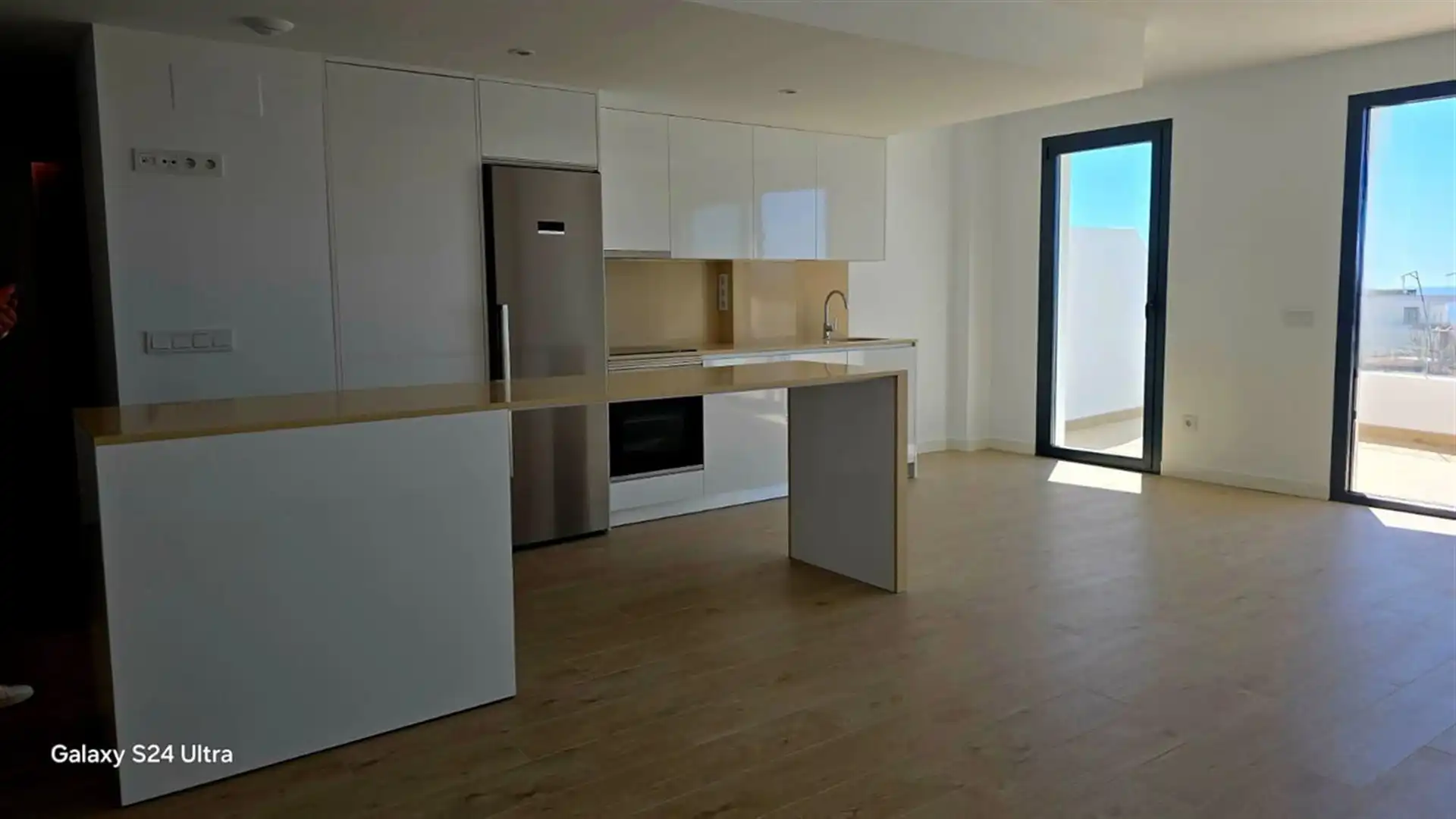 Cuina de Apartament en venda en Estepona amb Aire condicionat i Terrassa
