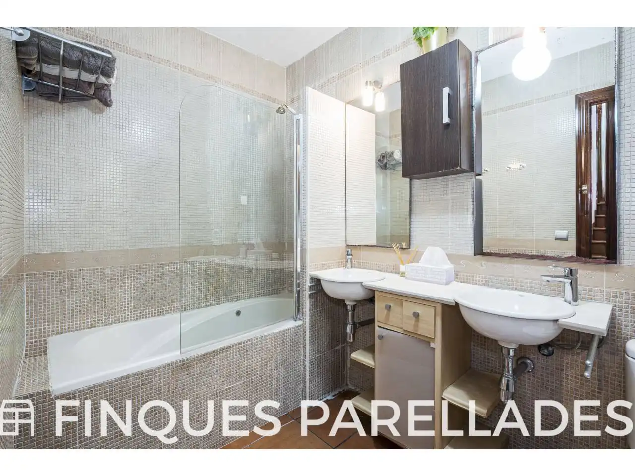 Bathroom of Houses for sale in Sitges  with Terrace and Swimming Pool
