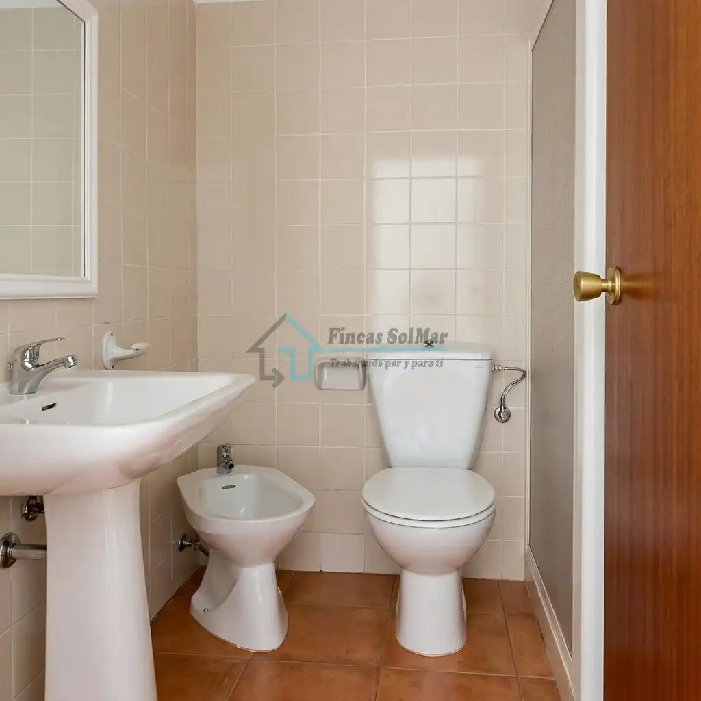 Baño de Apartamento en venta en Castellón de la Plana / Castelló de la Plana con Amueblado