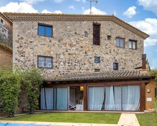 Vista exterior de Finca rústica en venda en Torrent (Girona) amb Aire condicionat, Calefacció i Jardí privat