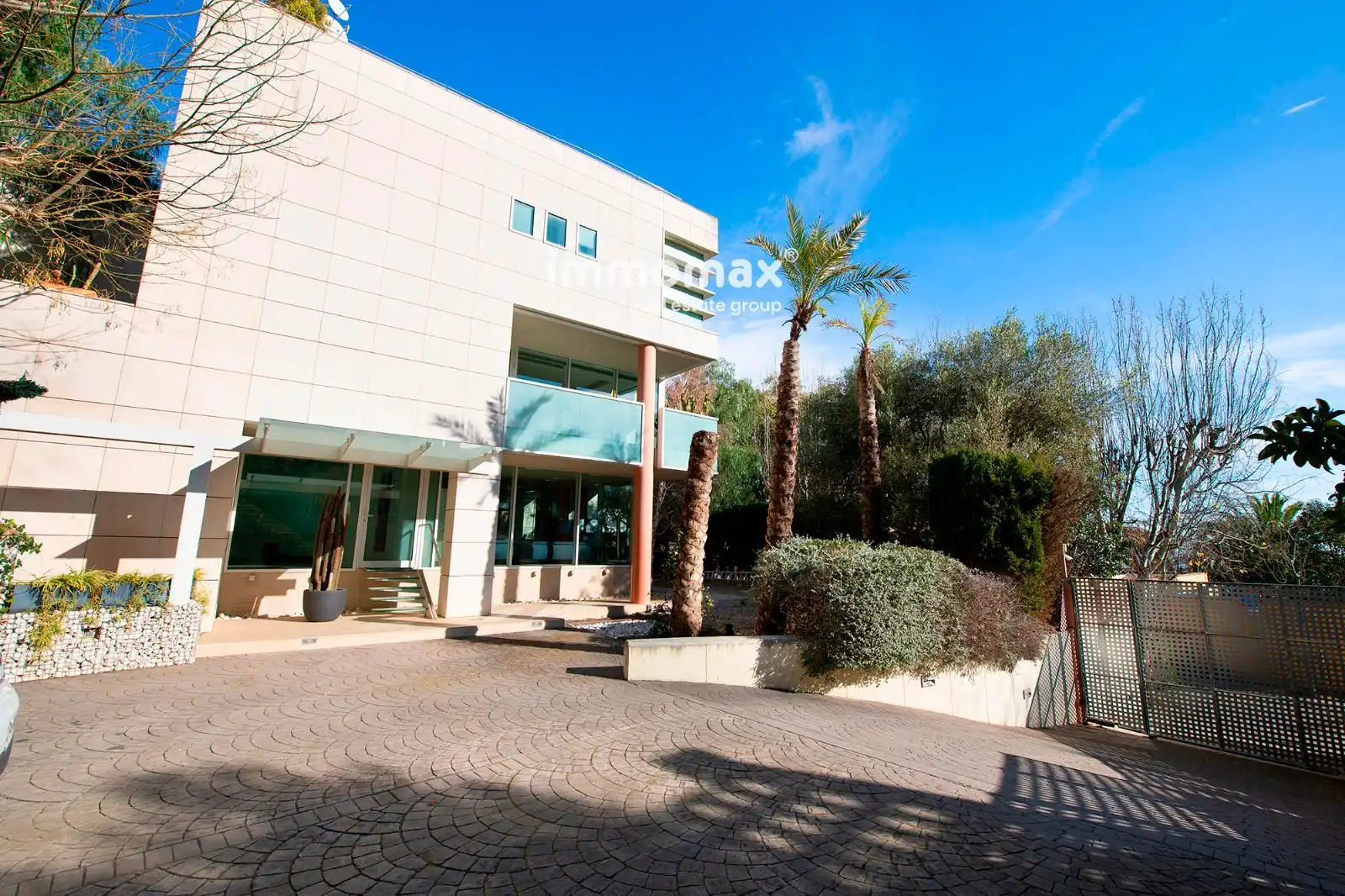 Vista exterior de Casa o chalet en venta en Barcelona con Aire acondicionado, Calefacción y Terraza