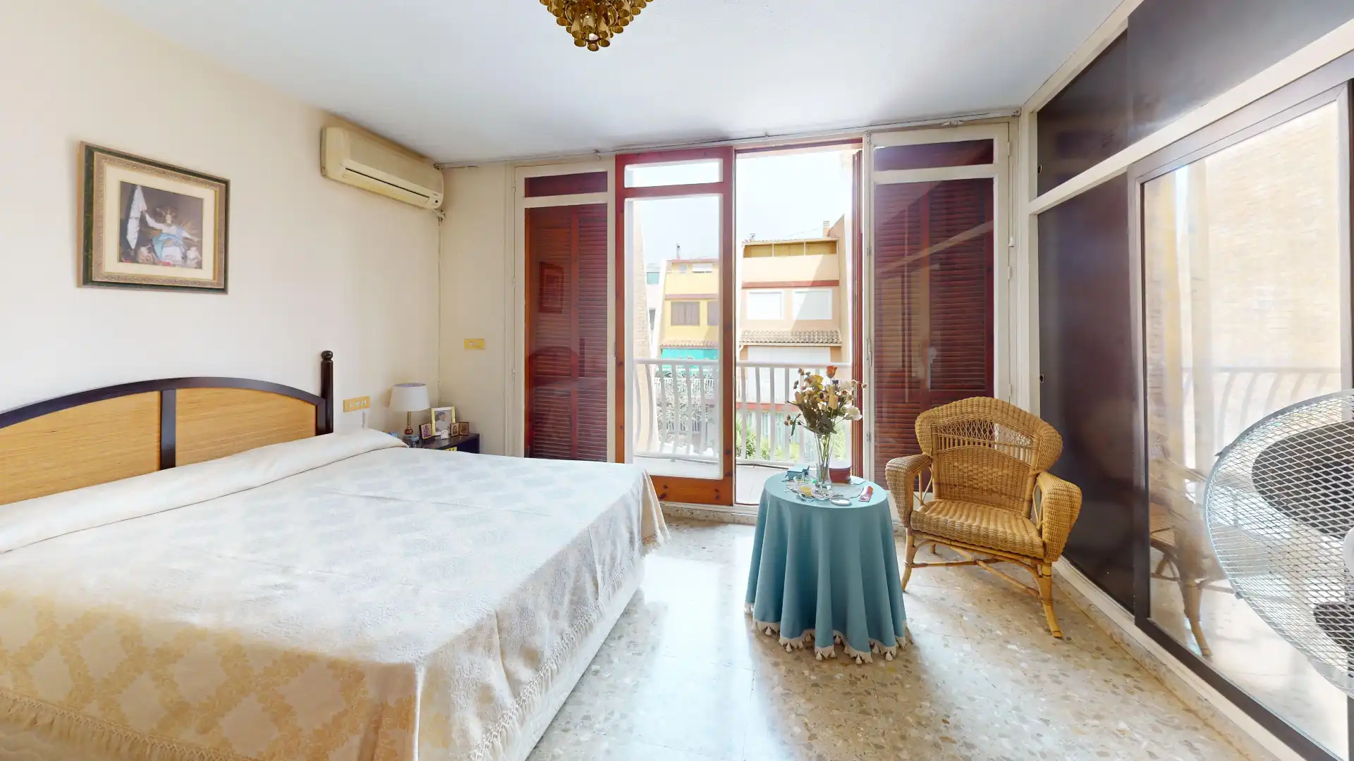 Habitación de Casa o chalet en venta en Alicante / Alacant con Aire acondicionado, Jardín privado y Terraza