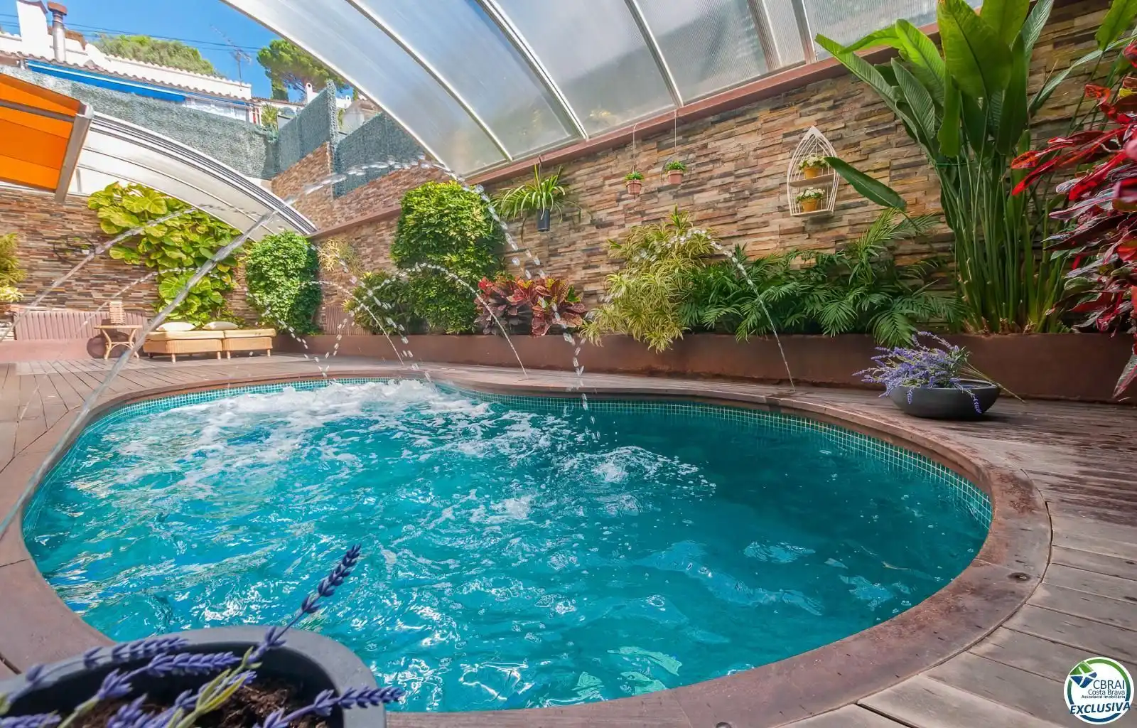 Piscina de Casa o xalet en venda en Roses amb Aire condicionat