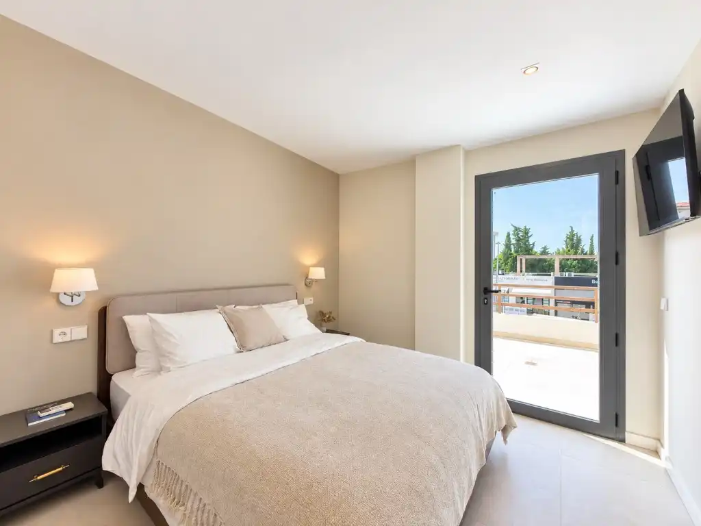 Apartamento con piscina en venta en Portals Nous, imagen 9