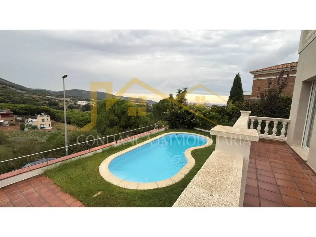Villa con terrazza in vendita a Calella, imagen 2