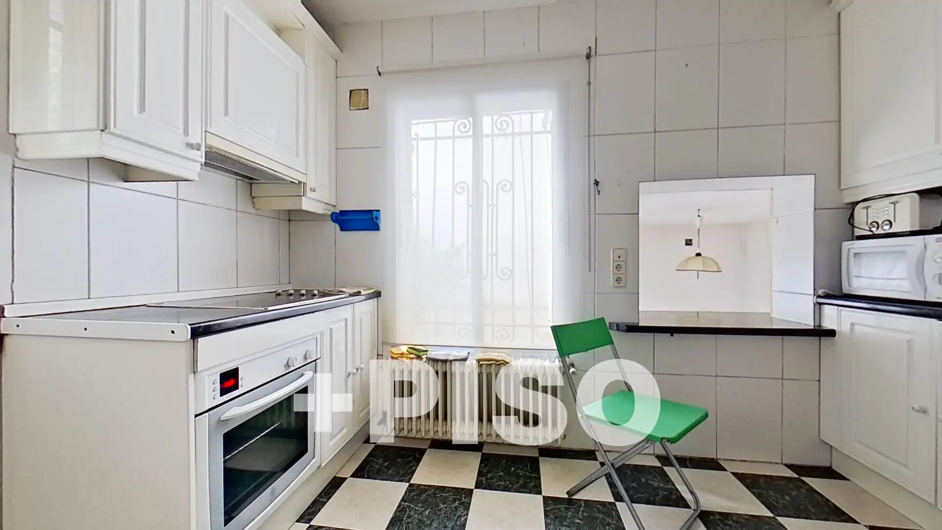 Küche von Haus oder Chalet zum Verkauf in Madrid mit Heizung, Privatgarten und Terrasse