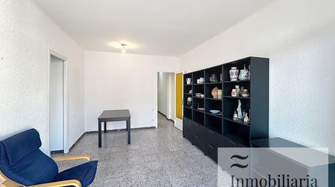 Foto 5 de Apartament en venda a Carrer Industria, El Camp de l'Arpa del Clot, Barcelona Capital