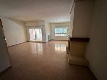 Bungalow con piscina en venta en Petrer