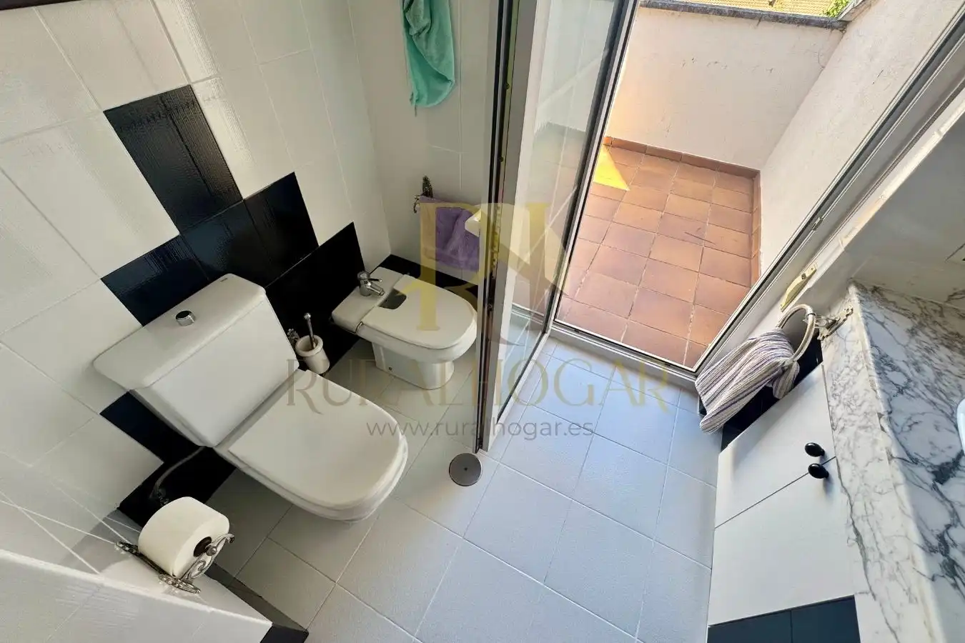 Terraza de Casa o chalet en venta en Santovenia de la Valdoncina con Calefacción, Jardín privado y Parquet