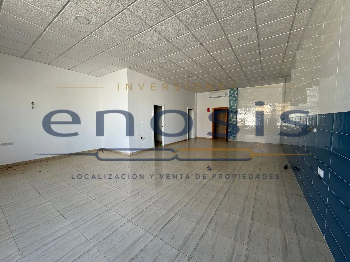 Local comercial de lloguer a Avenida Torre Pacheco, imagen 2