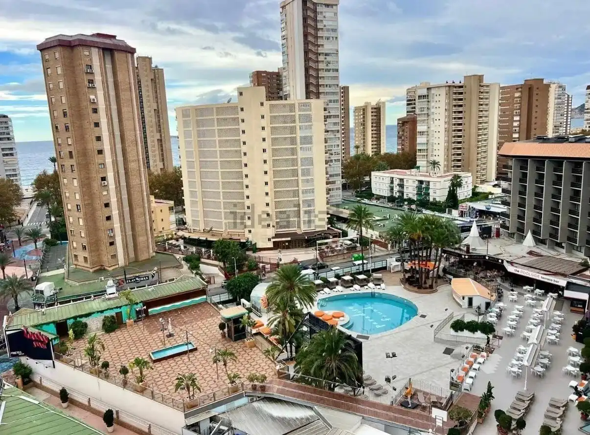 Vista exterior de Apartamento en venta en Benidorm con Aire acondicionado