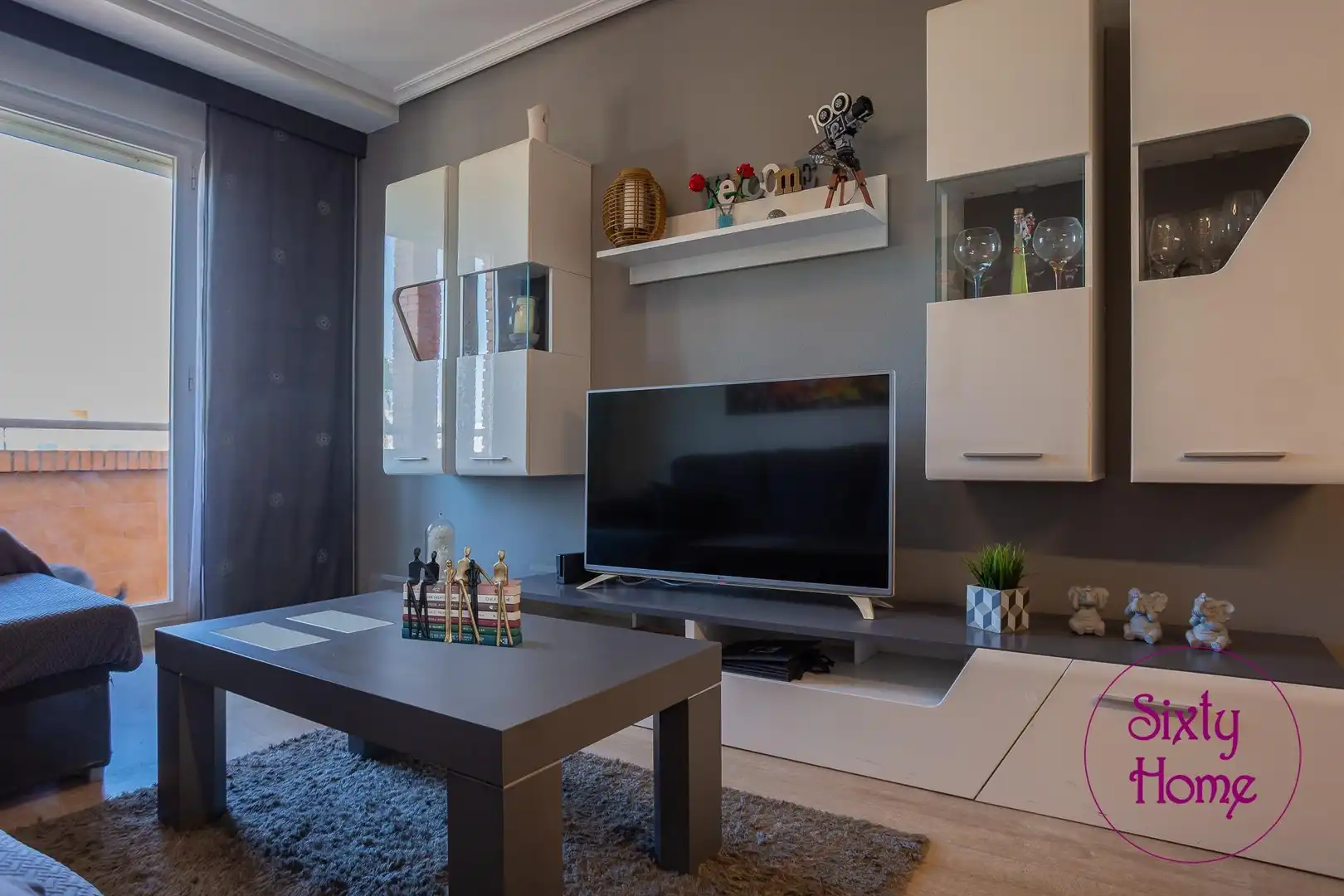 Living room of Flat for sale in Zaragoza  with Air Conditioner, Heating and Terrace